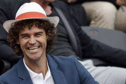 Kuerten, en las gradas de la Philippe Chatrier / CORDON PRESS