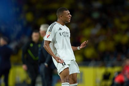Kylian Mbappé decepcionó; el crack francés todavía no se entiende con sus compañeros
