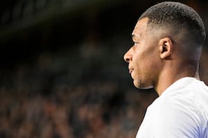 Tras el conflicto y la vuelta al equipo, comienza otra novela en el vínculo de Mbappé con PSG