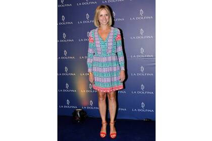 Carla Peterson con un estilo relajado se sumó al festejo de María Vázquez y su marido