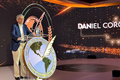 La 81 asamblea de la SIP en Punta Cana. Daniel Coronell