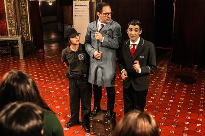 La guiada, la poética propuesta de Gustavo Tarrío que recorre la historia de la sala