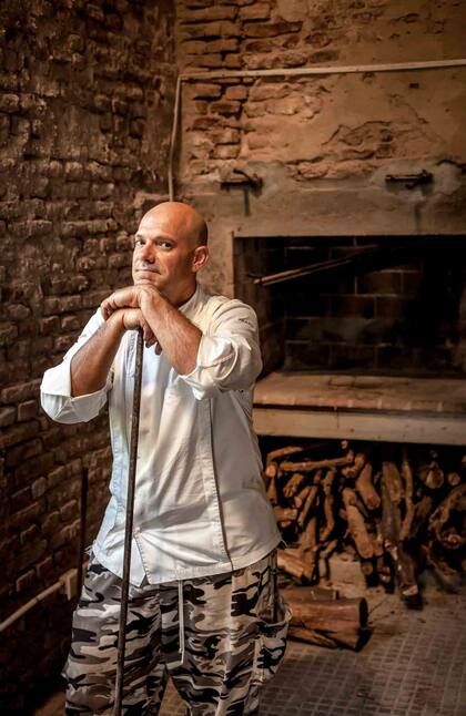 Javier Araujo, madrileño aquerenciado a la pampa húmeda, a cargo de la cocina de La Pampeana.