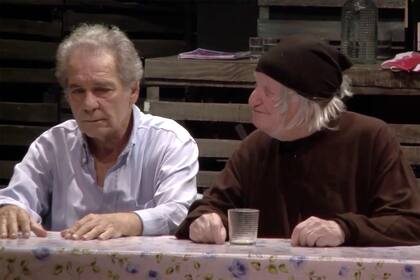 Hugo Arana y Pepe Soriano, en La Nona