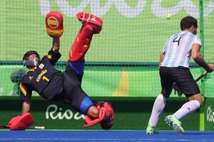 Río 2016-hockey. Juani Gilardi, de las selfies con los famosos en la Villa Olímpica a meter un gol histórico para los Leones