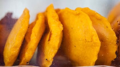 La acrilamida se forma naturalmente en algunos alimentos durante procesos de cocción a altas temperaturas (Foto: iStock)