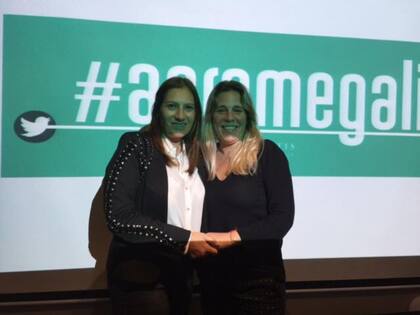 La acromegalia es una enfermedad endocrina poco frecuente debida a un exceso de producción de hormona de crecimiento (GH) en la hipófisis.