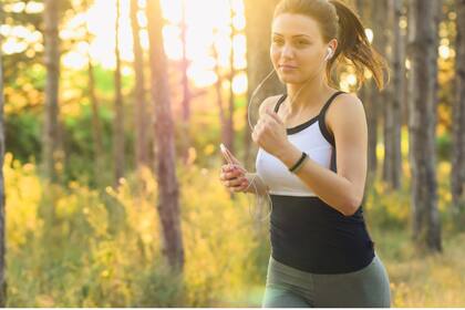 La actividad física es una de las principales herramientas para cuidar la salud