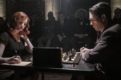 La actriz contó que aprendía las jugadas como si fueran coreografías minutos antes de interpretar la partida ante las cámaras