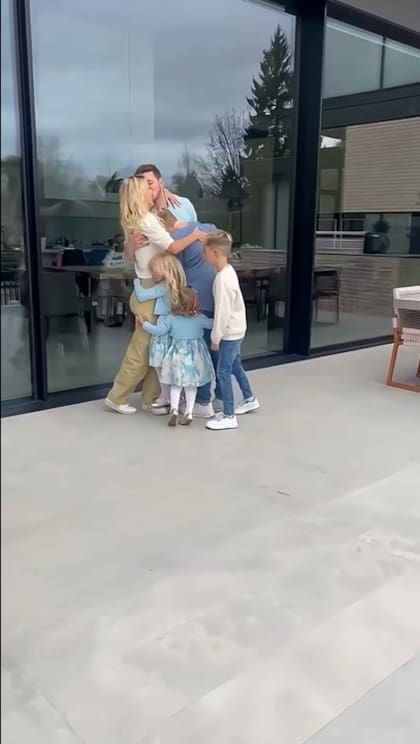 La actriz contó que la familia repitió una tradición anual para registrar el crecimiento de todos