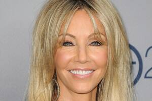 Heather Locklear permanecerá internada en un psiquiátrico por dos semanas más