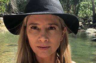 Mira Sorvino denunció que fue amordazada en un casting cuando tenía 16 años