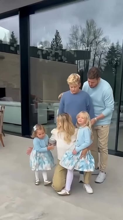 La actriz expuso en un video los rostros de sus cuatro hijos