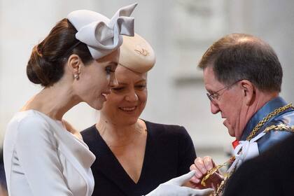 El vestido de la cineasta e intérprete es de Ralph and Russo, los diseñadores favoritos de la duquesa de Sussex, Meghan Markle