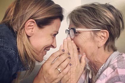 La actriz junto a su mamá