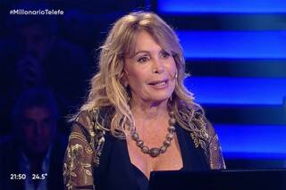 QQSM: el impúdico ritual de Pata Villanueva para tener mucho dinero