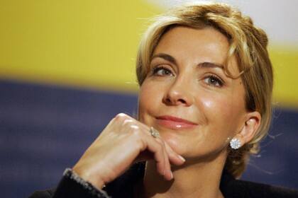 La actriz Natasha Richardson, esposa fallecida de Neeson, murió repentinamente a los 45 años (Archivo)