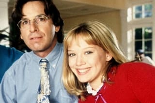 El desgarrador adiós de Hilary Duff a Robert Carradine, el actor que fue su padre en Lizzie McGuire