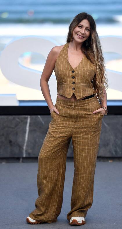 La actriz, radicada en México desde hace varios años, recibió la propuesta de sumarse al elenco del film y no lo dudó. Además de Ayos y Sbaraglia, forman parte del elenco Norman Briski, Osmar Núñez, Daniel Aráoz, Paula Grinszpan, María Merlino, Sergio Prina y Agustín Rittano