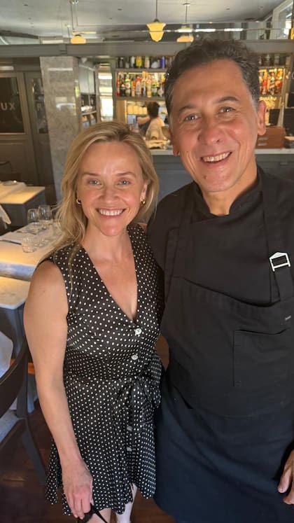 La actriz se fotografió junto al chef Martín Rebaudino