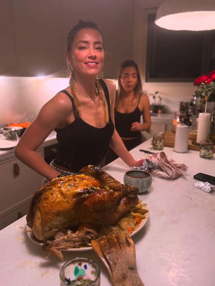 La actriz se mostró cocinando por Acción de Gracias