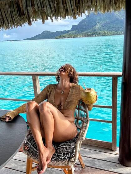La actriz se mostró muy distendida en un paradisiaco destino