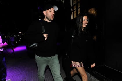 La actriz se mostró relajada y feliz en su primera aparición oficial junto a su pareja