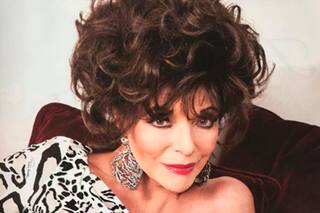 Irreconocible, Joan Collins aseguró estar preparada contra el coronavirus
