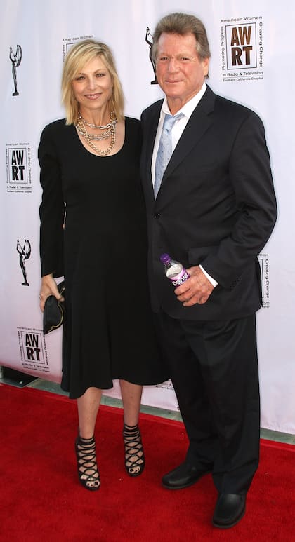 La actriz Tatum O'Neal y su padre, Ryan O'Neal, en los Genii Awards, en 2010 en Los Ángeles, California
