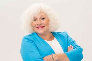 Luisa Albinoni: los prejuicios por ser popular, su vínculo con Menem y Porcel, y el amor a los 74 años