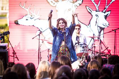 La actriz y cantante Natalie Pérez cerró el festival con un recital n el que presentó su nuevo disco.