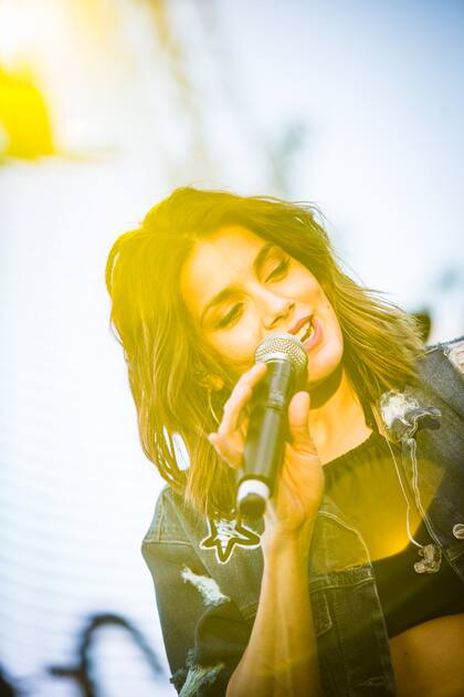 La actriz y cantante Natalie Pérez cerró el festival con un recital n el que presentó su nuevo disco.
