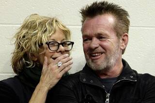 Meg Ryan y el rockero John Mellencamp se comprometieron