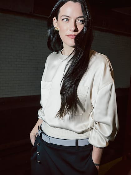 La actriz y productora Riley Keough (que además es nieta de Elvis Presley) también dijo presente