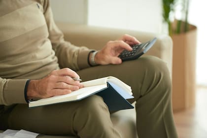 La Administración del Seguro Social reveló que el incremento del COLA para 2026 en EE.UU. será del 2,8%