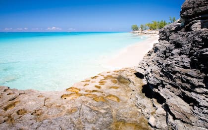 La aerolínea ofrecerá vuelos de ida y vuelta a la isla los lunes, miércoles y sábados desde el Aeropuerto Internacional de Miami
