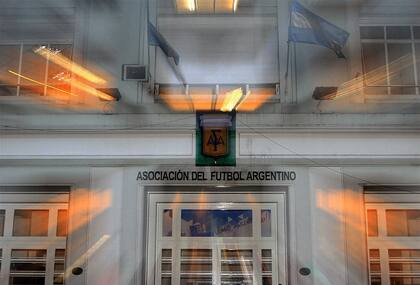 La AFA, en una semana determinante para saber cómo se ordenará y encarará los próximos 12 meses