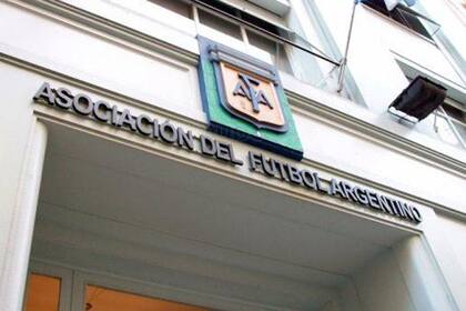La AFA pretende aprobar el próximo torneo el martes que viene