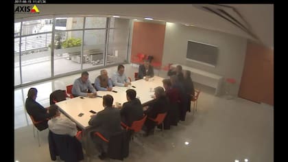 La AFI denunció a Julio Garro y a exmiembros del gabinete provincial de María Eugenia Vidal, que ahora están imputados en la causa penal