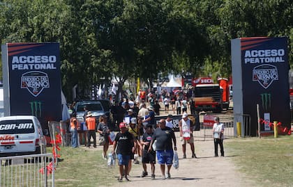 La afluencia de turistas para ver el campeonato Enduro de Verano es mayor que casi supera a los visitantes a Villa Gesell durante el fin de semana extralargo de Carnaval