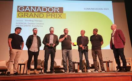 La agencia Dentsu Creative recibió el Grand Prix por la campaña Scrolling Therapy, desarrollada para el laboratorio brasileño Eurofarma