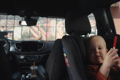 La agencia federal insiste en la importancia de no dejar a los niños sin supervisión dentro de un vehículo