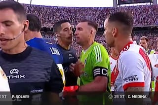 La agresión de Armani a Lema, el revuelo en el "túnel transparente" y las fotos de los hinchas de River con Cavani