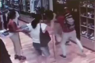 Noqueó a un vendedor de ropa por una diferencia de 400 pesos