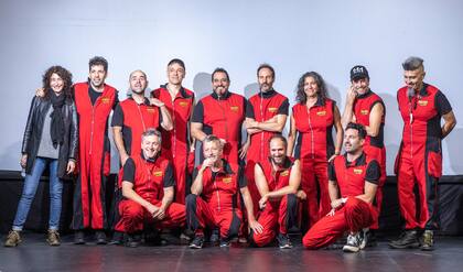 La agrupación se mantiene estable desde hace casi dos décadas, con sólo unas pocas bajas. Marina Belinco (primera a la izquierda) acompaña desde la comunicación desde la fundación del grupo