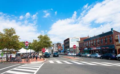 La alcaldía de Washington D.C. designó oficialmente “Little El Salvador”, una denominación que celebra la huella cultural que la comunidad dejó en la ciudad