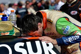 Desafío de las Estrellas: Castellano festejó tras el recargo que sufrió Santero