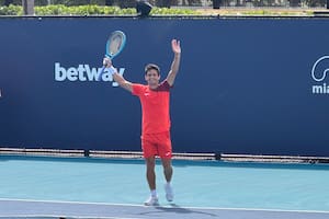 Los argentinos en la gira de cemento: buenas victorias para Navone y Ugo Carabelli en el Miami Open