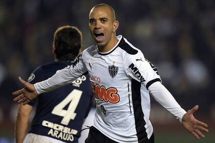 La alegría de tardelli, autor del gol de Mineiro en Lanús