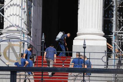 La alfombra lista para el traspaso